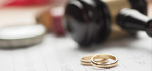 How to settle a divorce out of court in Virginia